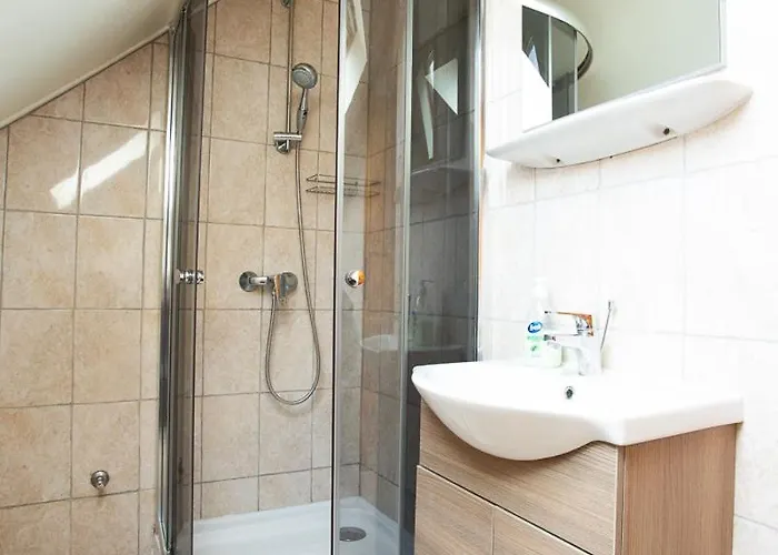Strandi Apartmanok- Levente Apartment Balatonmariafurdo